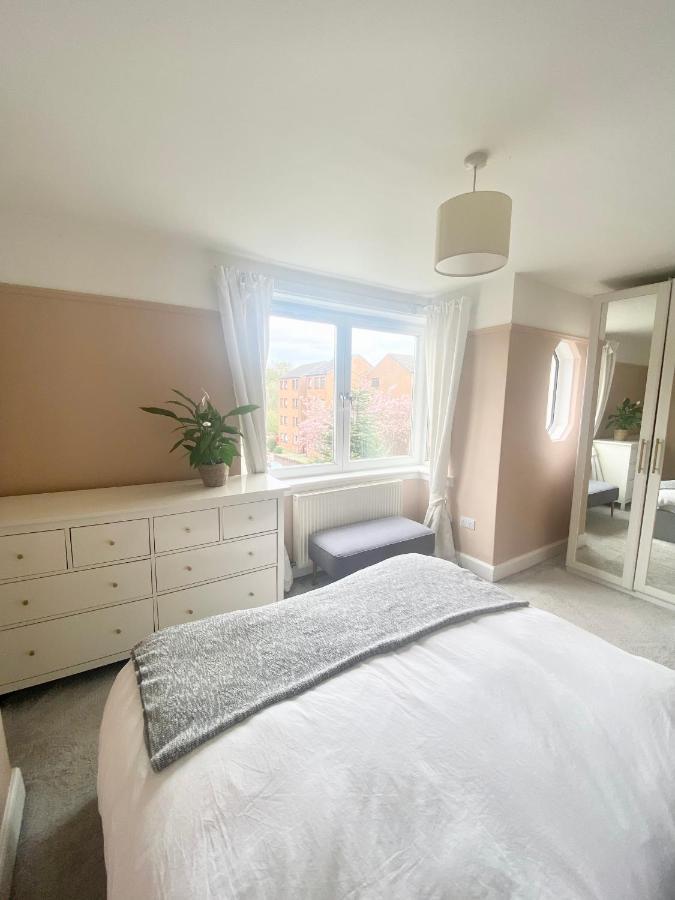 Sunny, Stylish 2-Bed Home In Morningside Edinburgh Exterior photo